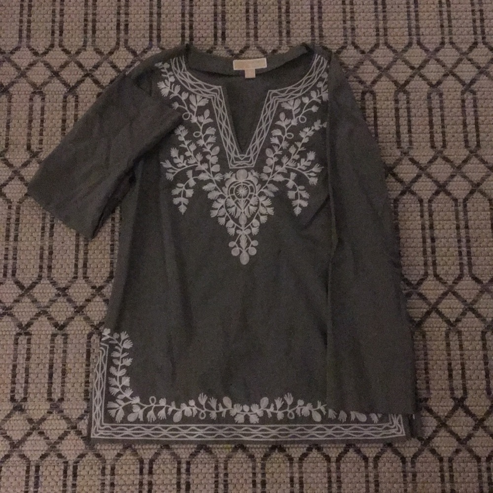 Micheal Kors green long sleeve shirt